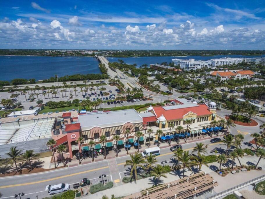Charming Studio W Pool One Mile To Beach Pets Welcome Lake Worth Beach Exterior photo